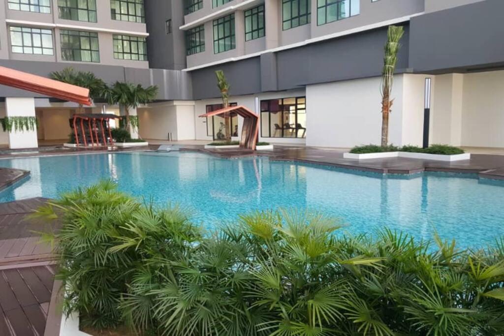 Conezion, Nice View, Beside Ioi City Mall, Opposite Hospital Serdang, Beside Uniteen And Upm, Putrajaya Luaran gambar